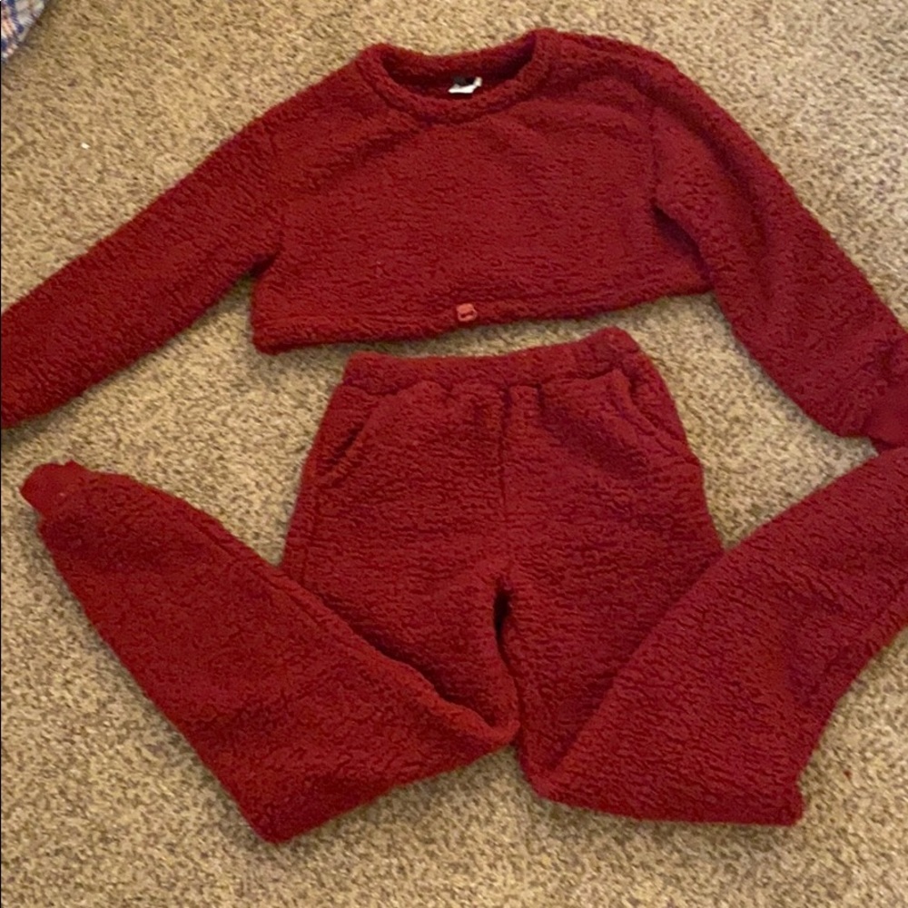 Fuzzy Two Piece Set!